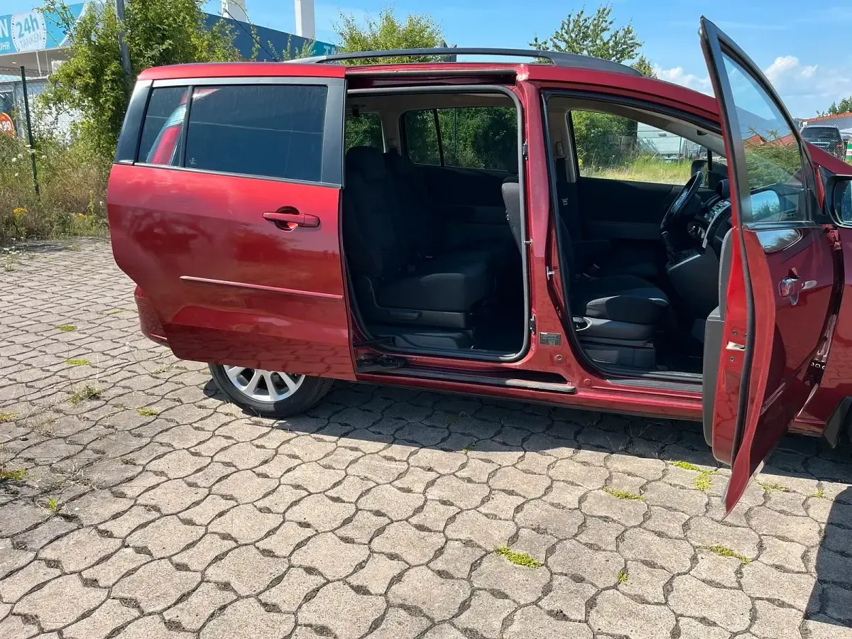 Gebraucht Mazda 5 116 PS (85 kW) 2009 Rot Van / Kleinbus