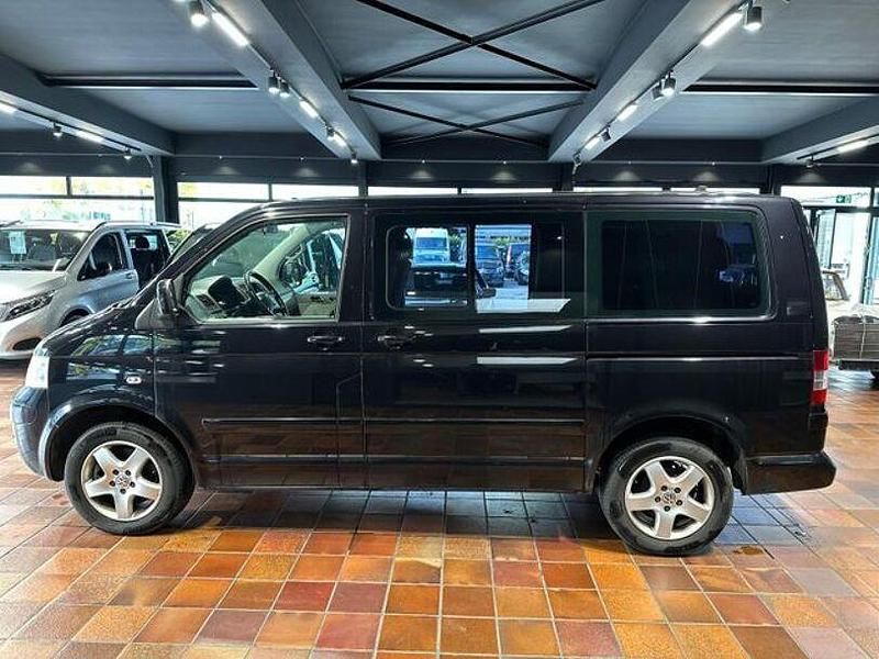 Black magic perleffekt Gebraucht 2008 VW T5 R Van | 30.950 € - Bild 1/4
