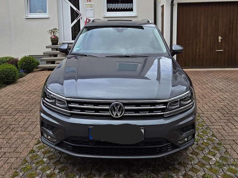 Gebraucht VW Tiguan 150 PS (110 kW) 2020 Grau SUV