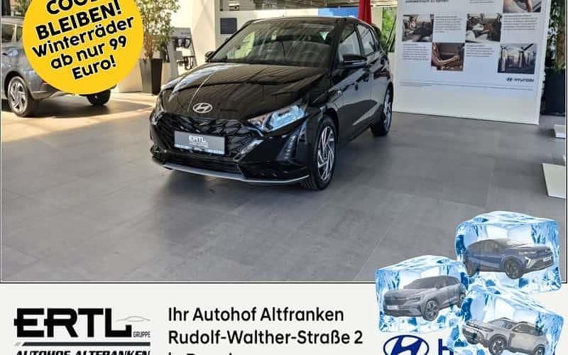Schwarz Neu 2024 Hyundai i20 Trend Limousine | 18.980 € (Guter Preis) - Bild 1/4