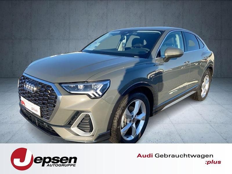 Chronosgrau metallic Gebraucht 2025 Audi Q3 Sportback S-Line SUV | 42.880 € (Fairer Preis) - Bild 1/4