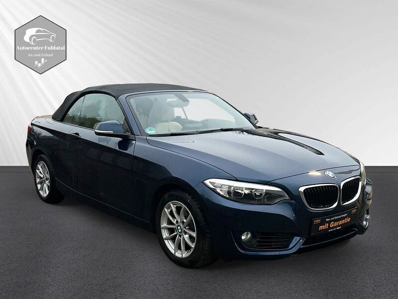 Blau Gebraucht 2016 BMW 218 Advantage Cabrio | 19.990 € (Fairer Preis) - Bild 1/4