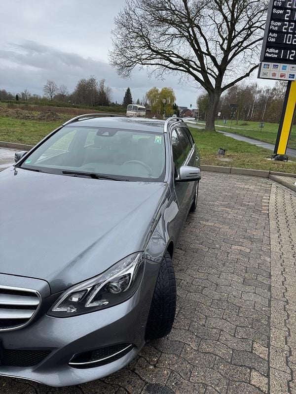 Gebraucht Mercedes 220 170 PS (125 kW) 2016 Silber Kombi