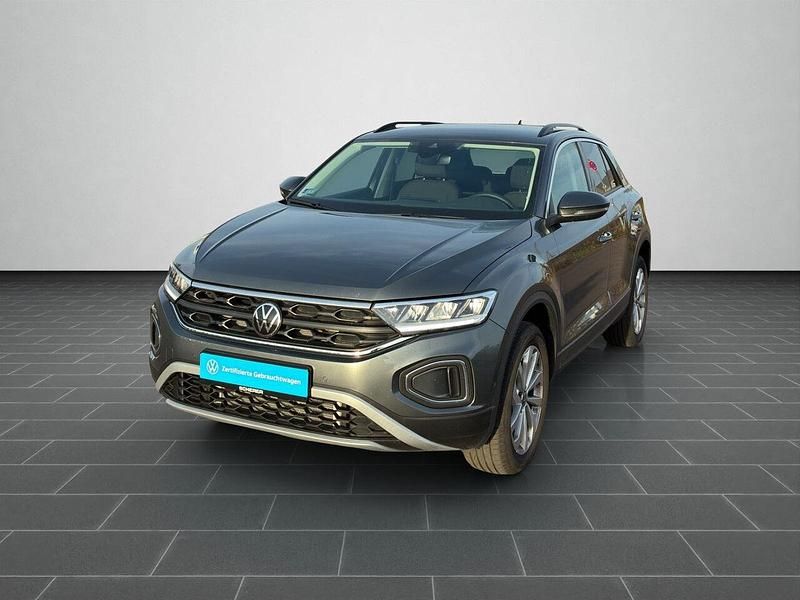 Indiumgrau metallic (metallic) Gebraucht 2025 VW T-Roc Life SUV | 29.900 € (Guter Preis) - Bild 1/4