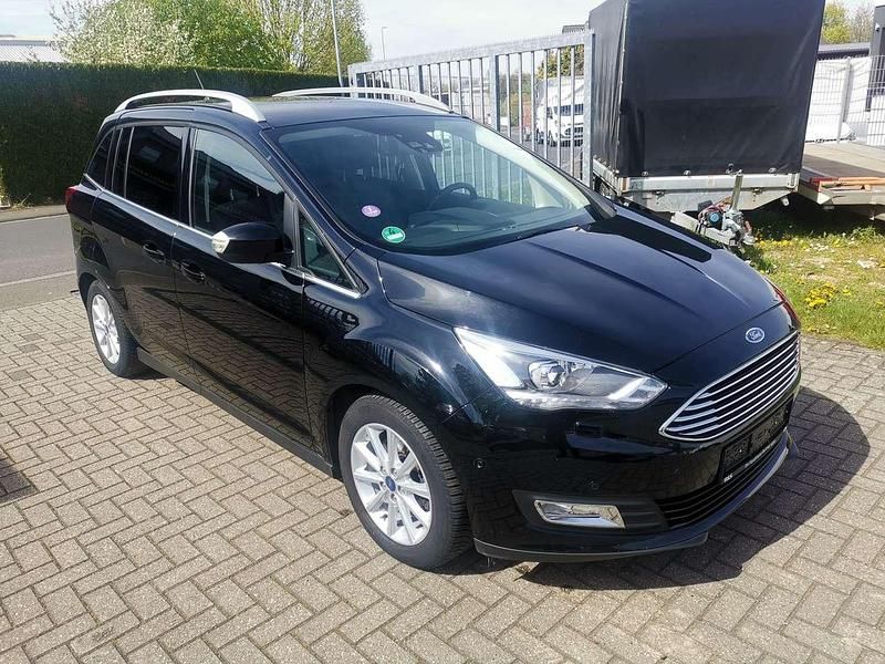 Gebraucht Ford Grand C-Max Titanium 150 PS (110 kW) 2019 Iridiumschwarz metallic Van / Kleinbus