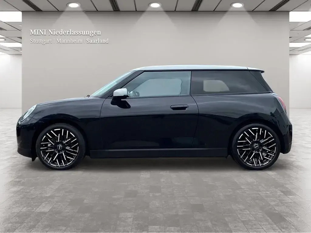 Gebraucht Mini Cooper SE 160 kW (218 PS) 2025 Schwarz Kleinwagen