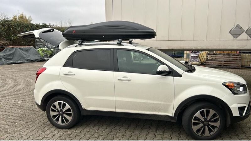 Weiß Gebraucht 2014 Ssangyong Korando Sapphire SUV | 11.500 € (Fairer Preis) - Bild 1/4