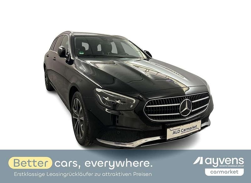 Schwarz Gebraucht 2022 Mercedes E300 Avantgarde Kombi | 28.980 € (Superpreis) - Bild 1/4