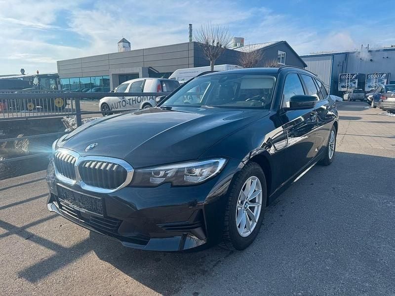 Gebraucht BMW 318 Advantage 150 PS (110 kW) 2020 Schwarz Kombi