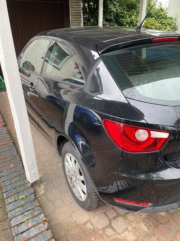 Schwarz Gebraucht 2013 Seat Ibiza Kleinwagen | 3.970 € (Guter Preis) - Bild 1/4