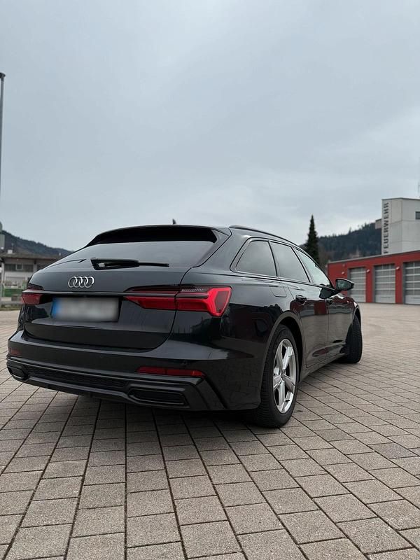 Gebraucht Audi A6 S-Line 204 PS (150 kW) 2019 Andere farben Kombi