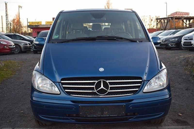 Jaspisblau (strahlblau) Gebraucht 2007 Mercedes Viano Van / Kleinbus | 7.999 € (Guter Preis) - Bild 1/4
