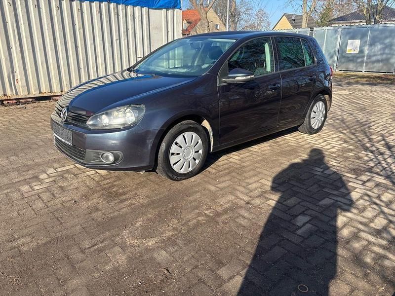 Gebraucht VW Golf VI Team 80 PS (58 kW) 2009 Blau Kleinwagen