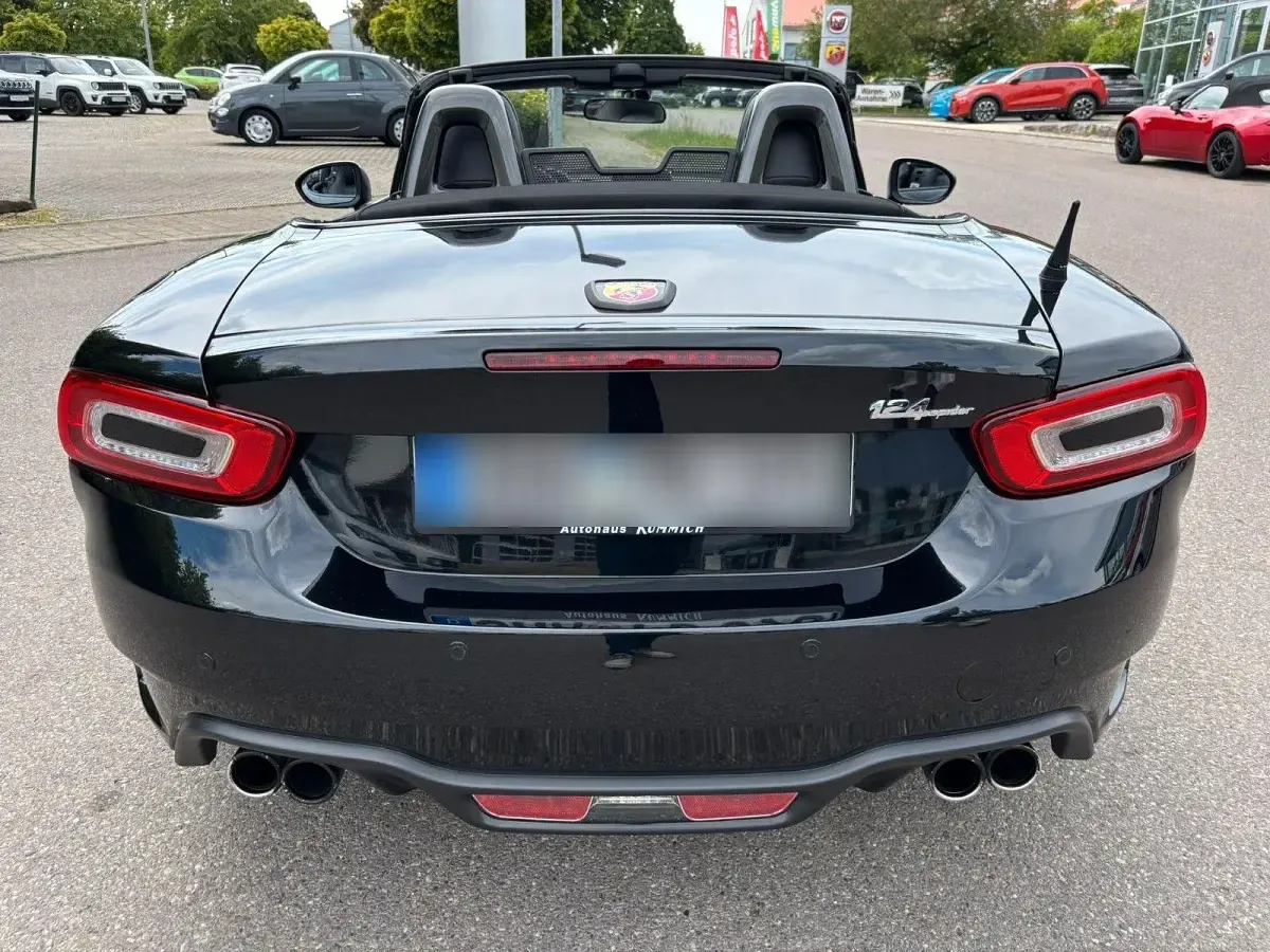 Gebraucht Abarth 124 Spider 170 PS (125 kW) 2017 Schwarz Cabrio