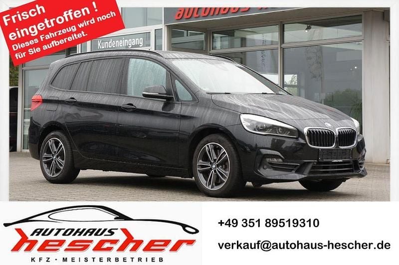 Schwarz Gebraucht 2019 BMW 220 Gran Tourer Sport Line Van / Kleinbus | 19.980 € (Fairer Preis) - Bild 1/4