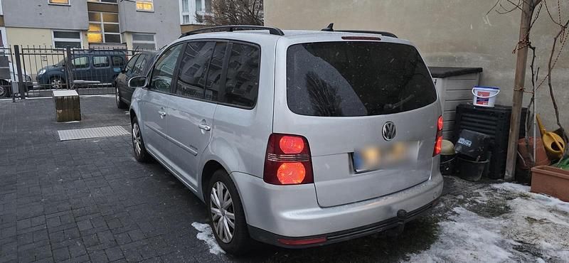 Gebraucht VW Touran 106 PS (77 kW) 2008 Grau Van / Kleinbus