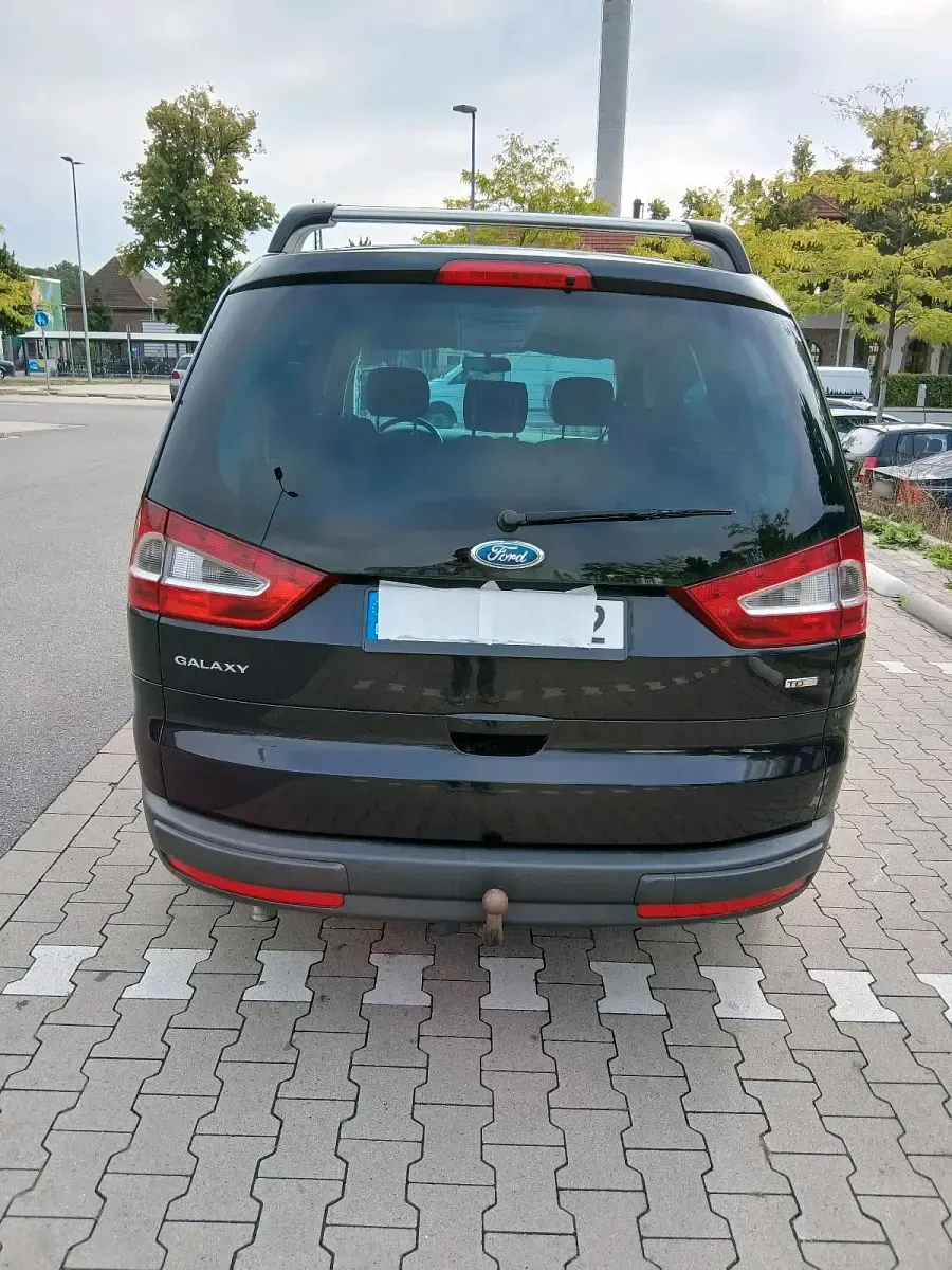 Gebraucht Ford Galaxy 140 PS (102 kW) 2007 Schwarz Van / Kleinbus
