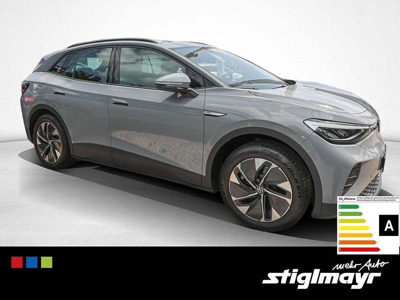 Mondsteingrau Gebraucht 2023 VW ID.4 Pro Performance SUV | 30.440 € (Superpreis) - Bild 1/4