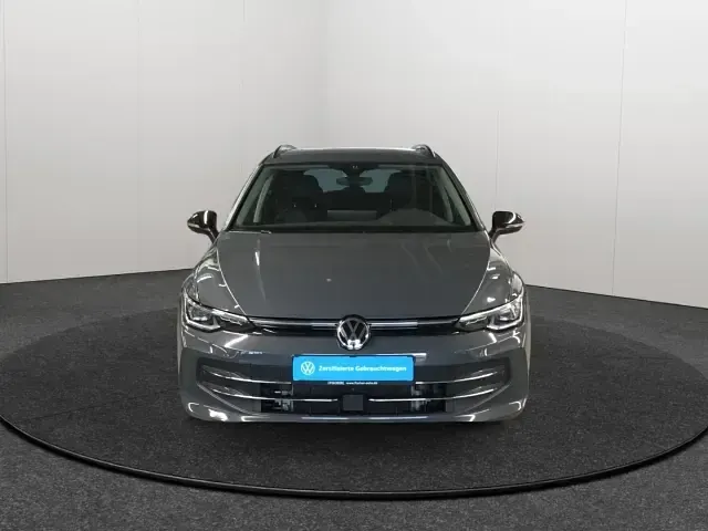 Gebraucht VW Golf VIII Goal 150 PS (110 kW) 2025 Grau Kombi