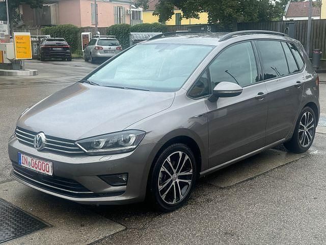Andere Gebraucht 2016 VW Golf VII LOUNGE Limousine | 14.950 € (Guter Preis) - Bild 1/4