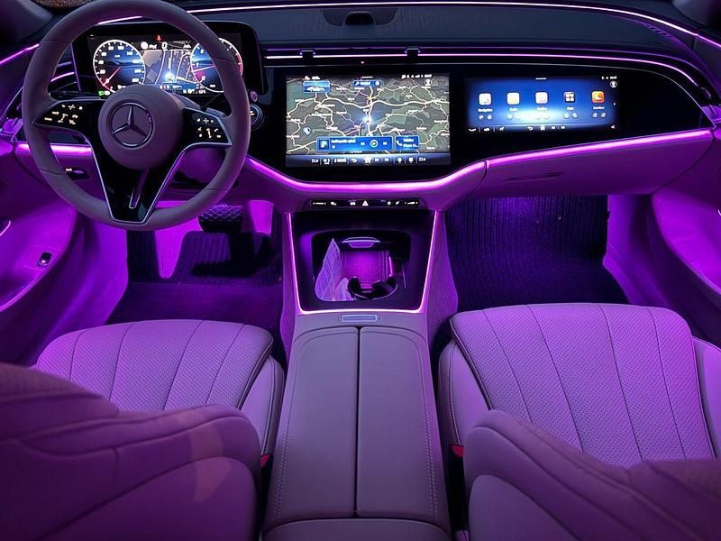 Gebraucht Mercedes E220 Advanced 197 PS (144 kW) 2025 Grau Limousine