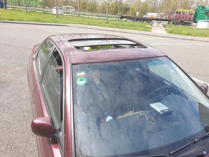 Gebraucht Audi A4 102 PS (75 kW) 1997 Violet Limousine