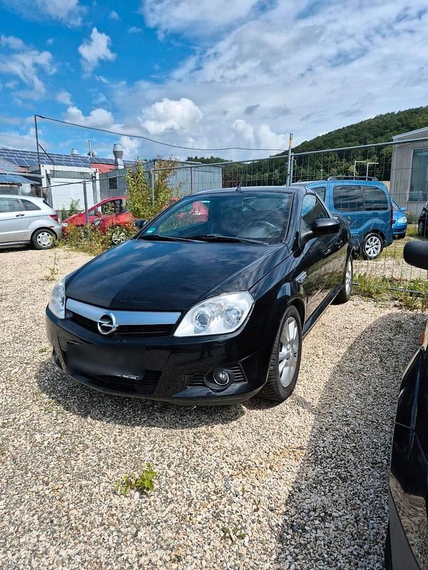 Schwarz Gebraucht 2006 Opel Tigra Cabrio | 1.350 € (Superpreis) - Bild 1/3