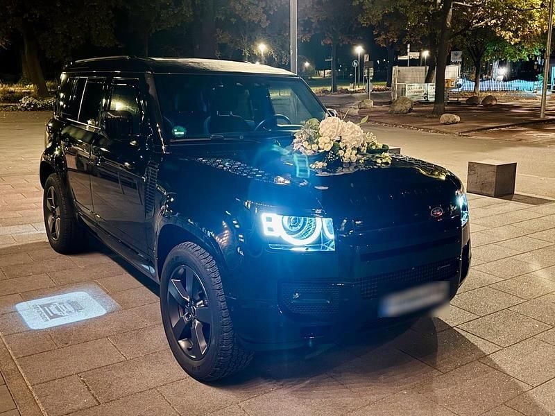 Schwarz Gebraucht 2022 Land Rover Defender HSE Dynamic SUV | 69.500 € (Superpreis) - Bild 1/1