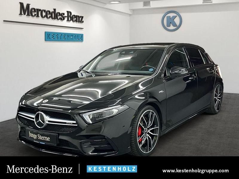 Kosmosschwarz Gebraucht 2022 Mercedes A35 AMG AMG Limousine | 39.990 € (Fairer Preis) - Bild 1/4