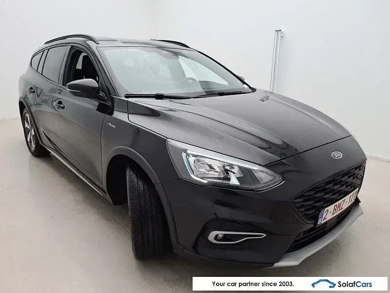 Gebraucht Ford Focus Active 125 PS (91 kW) 2022 Schwarz Limousine