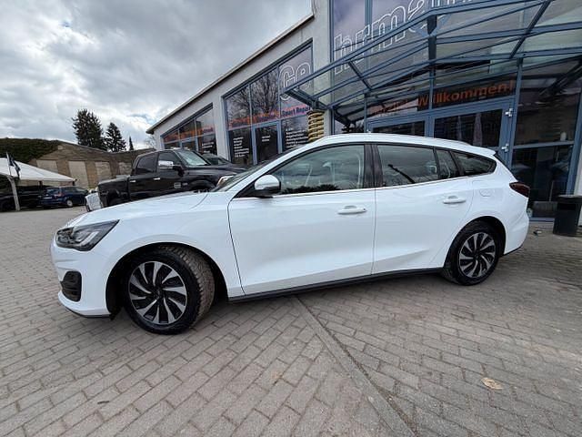 Gebraucht Ford Focus 120 PS (88 kW) 2024 Weiß Kombi