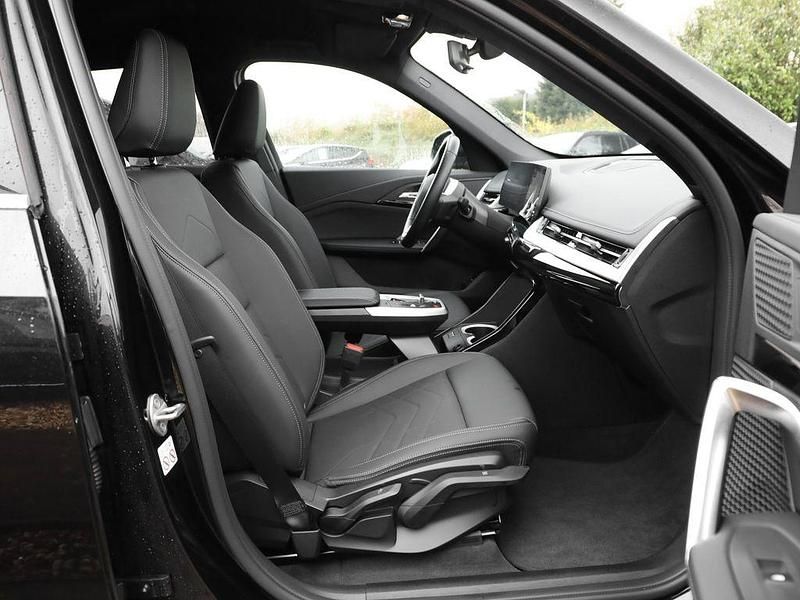 Gebraucht BMW iX1 Luxury Line 230 kW (313 PS) 2023 Schwarz SUV