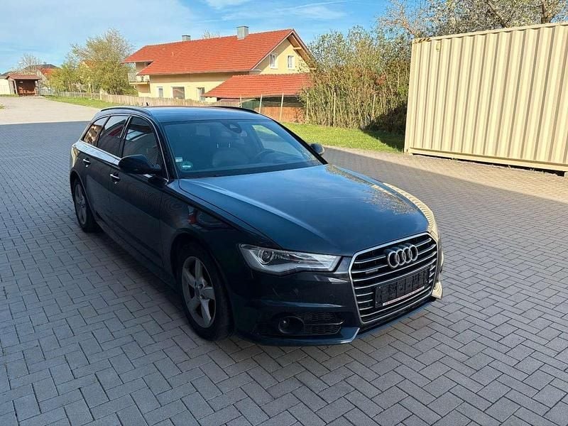 Gebraucht Audi A6 272 PS (200 kW) 2018 Mondscheinblau metallic Kombi