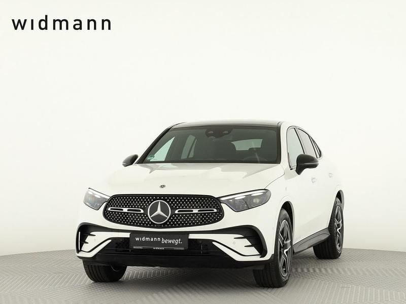 Gebraucht Mercedes GLC450 AMG 367 PS (269 kW) 2024 Unilack polarweiß Coupé
