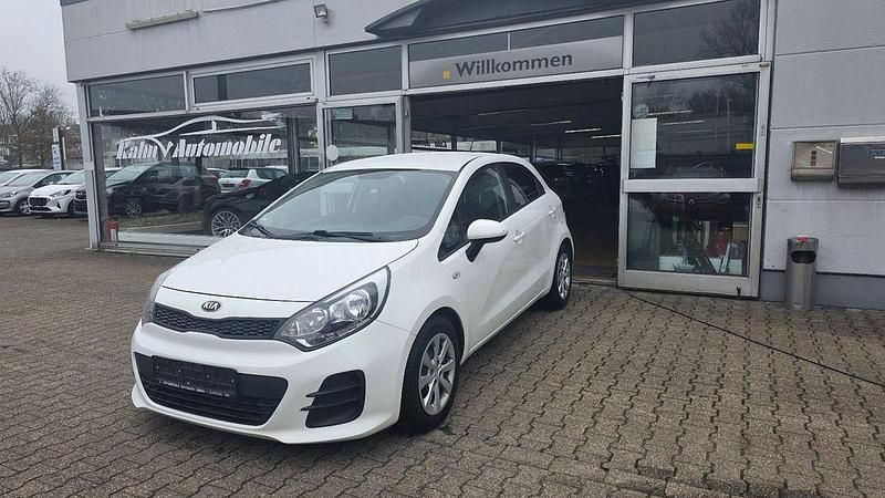 Gebraucht Kia Rio 84 PS (61 kW) 2016 Weiß Kleinwagen
