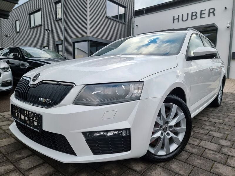 Weiß Gebraucht 2013 Skoda Octavia vRS Limousine | 7.800 € (Guter Preis) - Bild 1/4