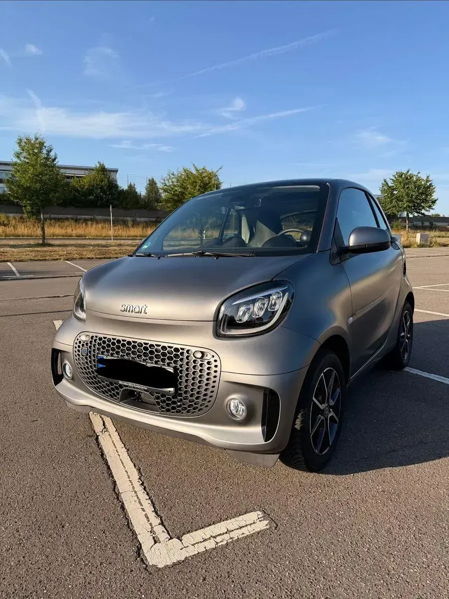 Gebraucht Smart ForTwo Coupé Passion 60 kW (82 PS) 2023 Grau Coupé