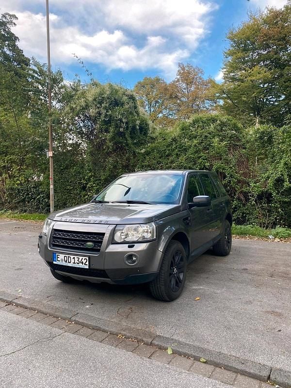 Grau Gebraucht 2008 Land Rover Freelander 2 SUV | 4.000 € (Fairer Preis) - Bild 1/4