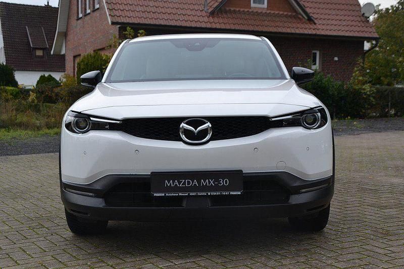 Weiß Gebraucht 2022 Mazda MX30 Ad'Vantage SUV | 17.950 € (Fairer Preis) - Bild 1/4