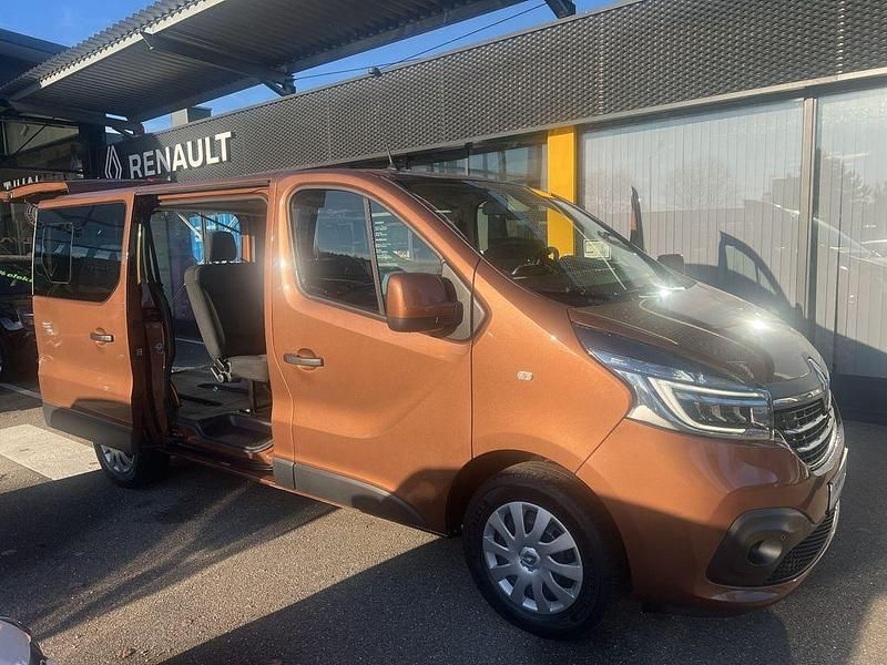 Gebraucht Renault Trafic 145 PS (106 kW) 2020 Nebraskabraun (braun) Van / Kleinbus