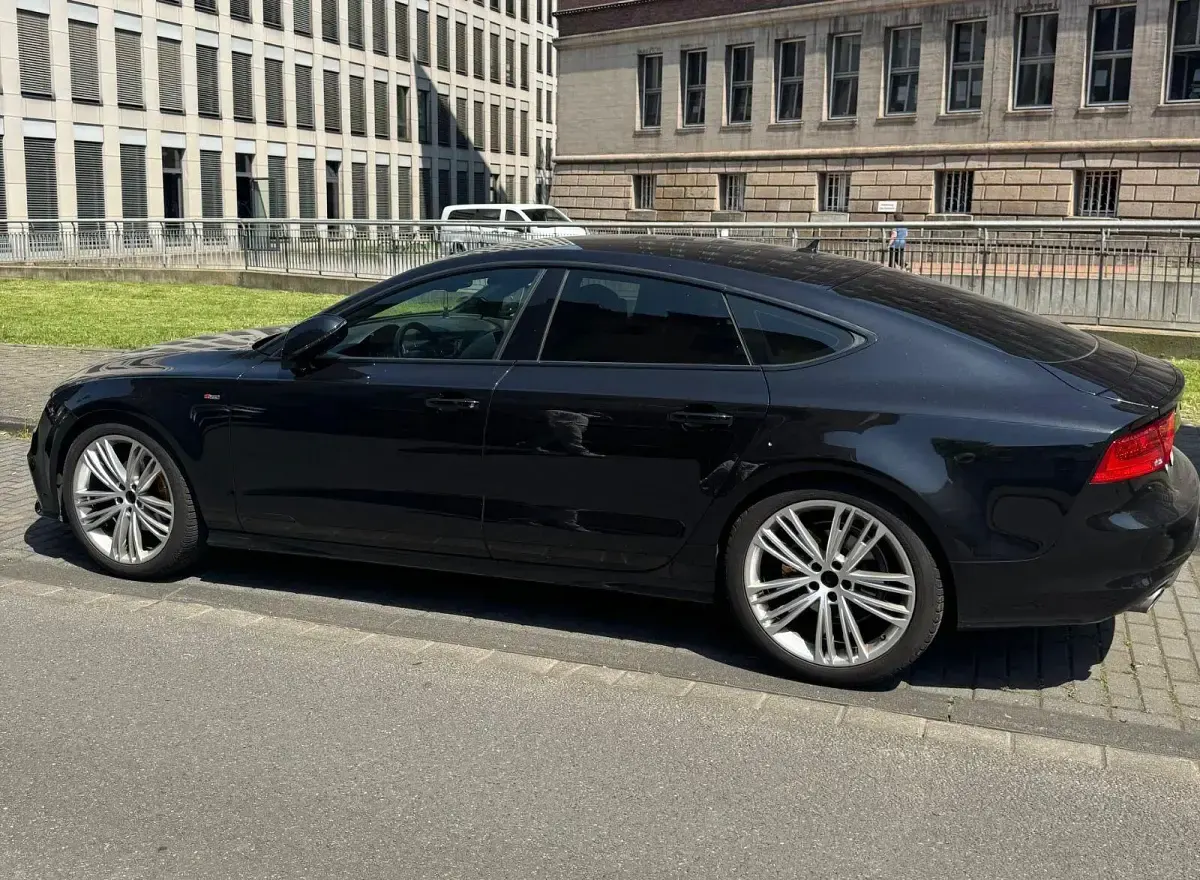 Gebraucht Audi A7 Sportback S-Line 204 PS (150 kW) 2014 Schwarz Kleinwagen