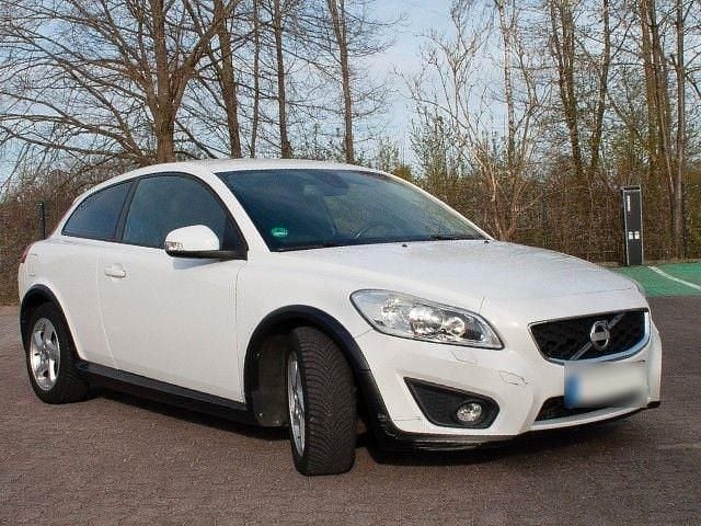 Gebraucht Volvo C30 114 PS (83 kW) 2012 Weiß Kleinwagen