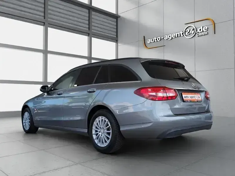 Gebraucht Mercedes C200 136 PS (100 kW) 2015 Grau Kombi