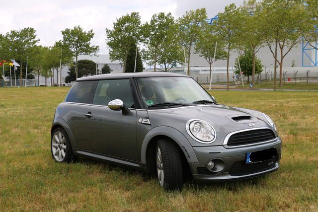 Gebraucht Mini John Cooper Works 287 PS (211 kW) 2008 Grau metallic Kleinwagen