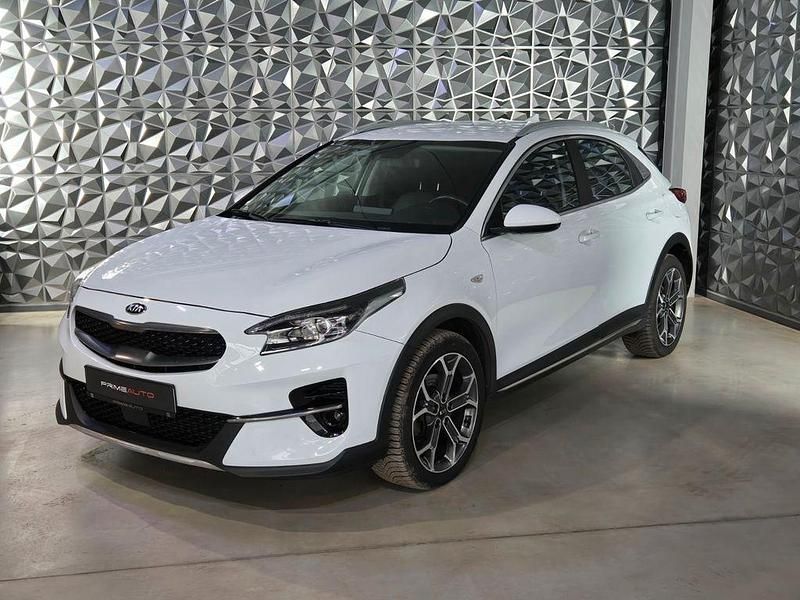 Weiß Gebraucht 2021 Kia XCeed Vision SUV | 18.999 € (Fairer Preis) - Bild 1/4