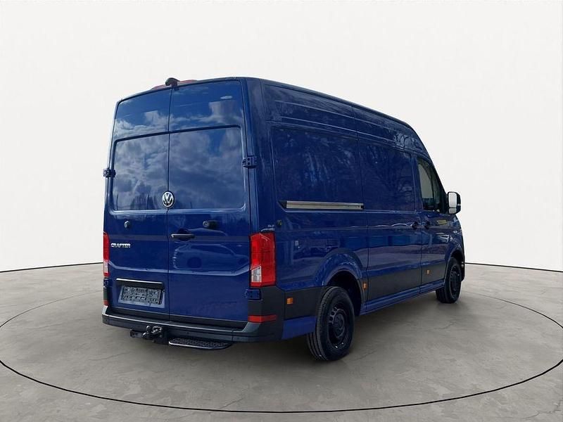 Gebraucht VW Crafter 140 PS (102 kW) 2021 Blau Van