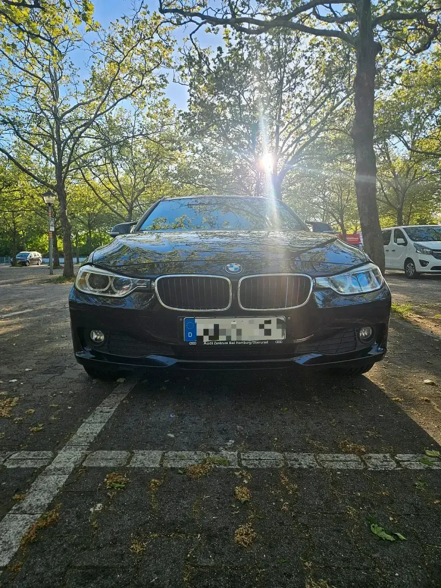 Gebraucht BMW 316 116 PS (85 kW) 2012 Schwarz Kombi