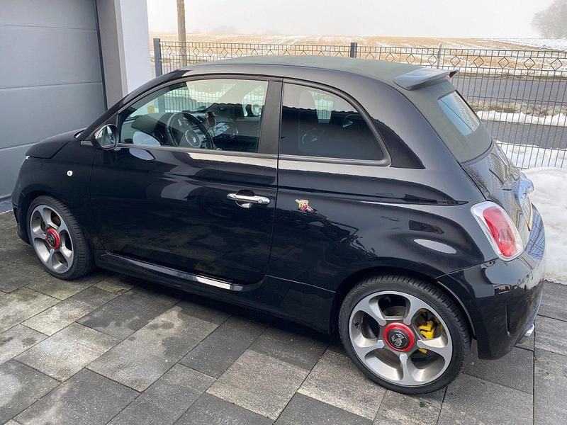 Schwarz Gebraucht 2015 Fiat 500C Abarth Cabrio | 11.500 € (Etwas zu teuer) - Bild 1/4