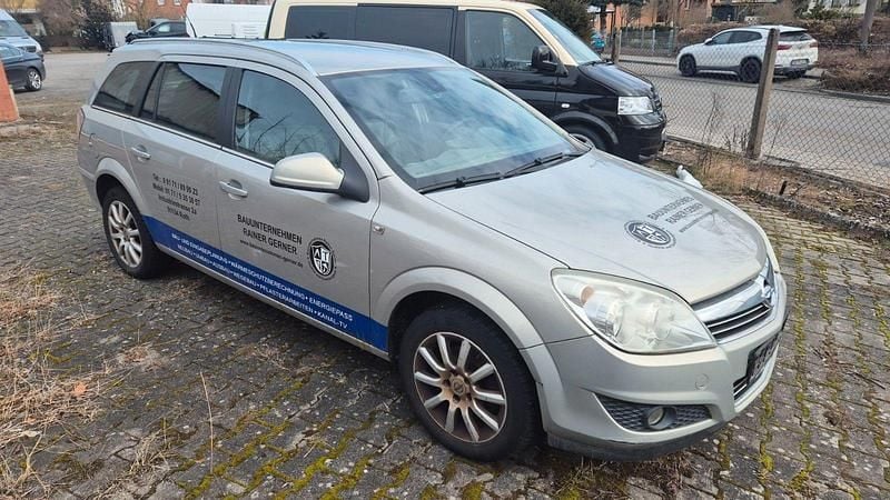 Gebraucht Opel Astra Edition 90 PS (66 kW) 2009 Kombi