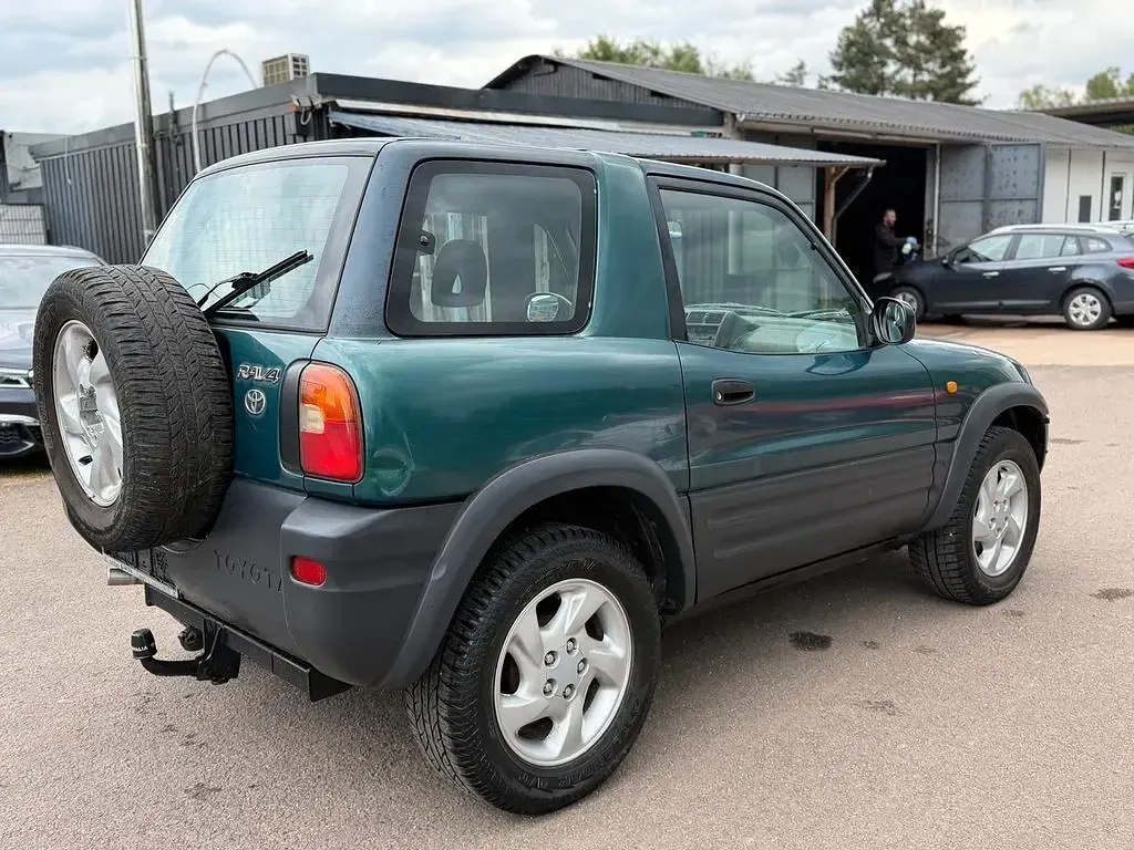 Gebraucht Toyota RAV4 128 PS (94 kW) 1997 Blau SUV